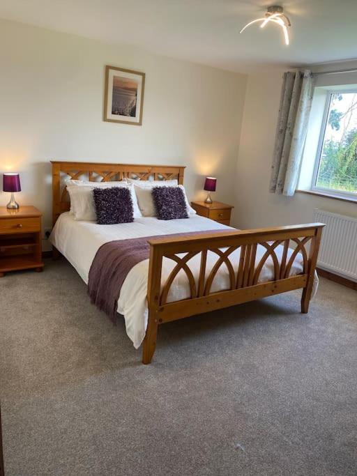 Bungalow In Pillaton ซัลทาช ภายนอก รูปภาพ